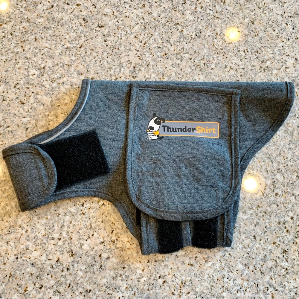 ThunderShirt for Dogs - Picture 2 of 8